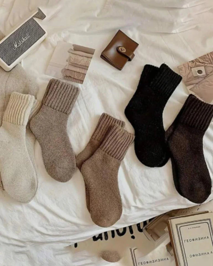 Cozy Ribbed Fleece Lined Crew Socks