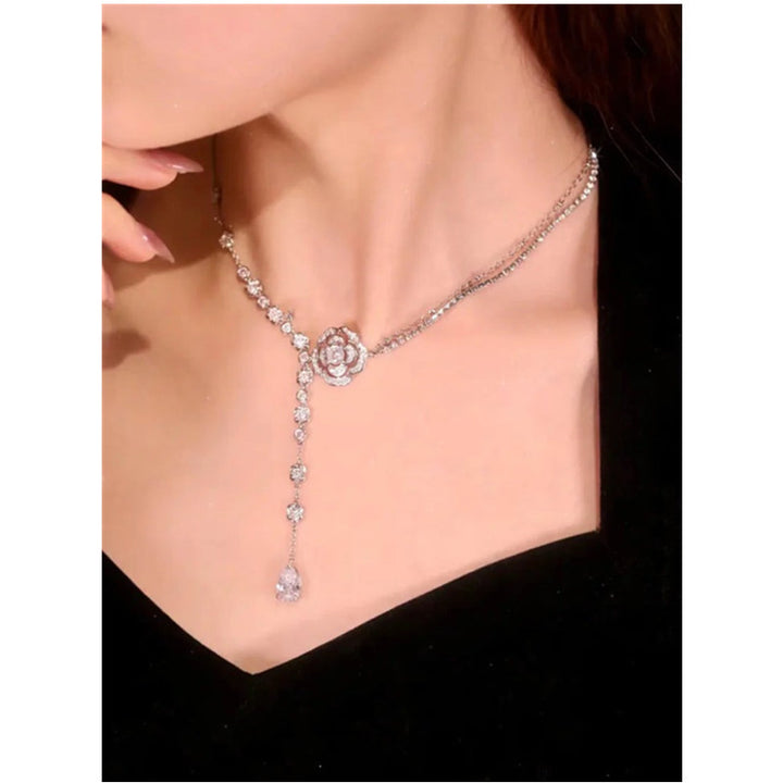 Rose necklace