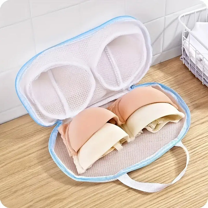 Sturdy lingerie laundry bag - mesh wash protection pouch