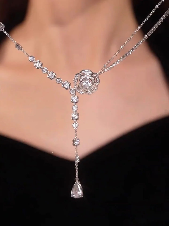 Rose necklace