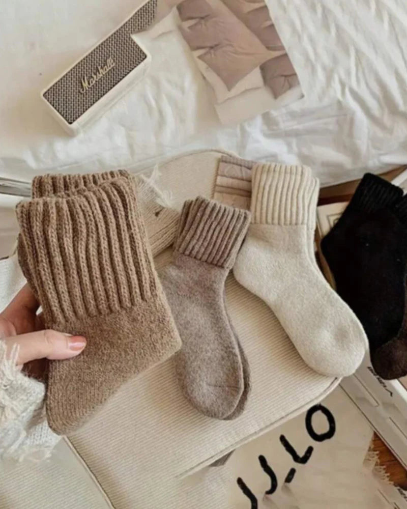 Cozy Ribbed Fleece Lined Crew Socks