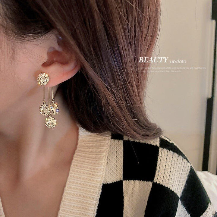 ZIRCON ROUND PETAL EARRINGS (BUY 1 GET 1 FREE)